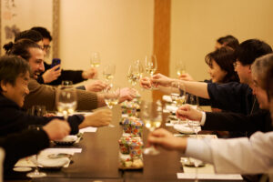 フランスから自然派ワインの造り手をお招きし、食談会を開催しました